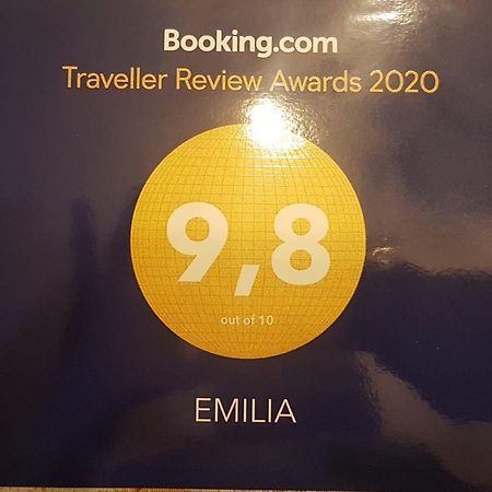 Emilia Apartment Agliano Terme Ngoại thất bức ảnh