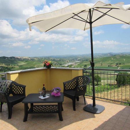 Emilia Apartment Agliano Terme Ngoại thất bức ảnh