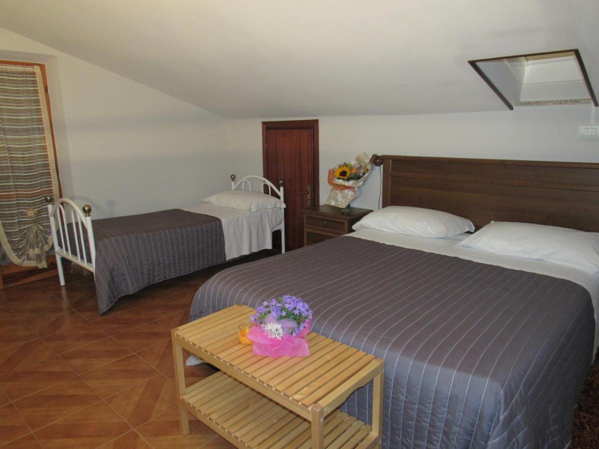 Emilia Apartment Agliano Terme Ngoại thất bức ảnh