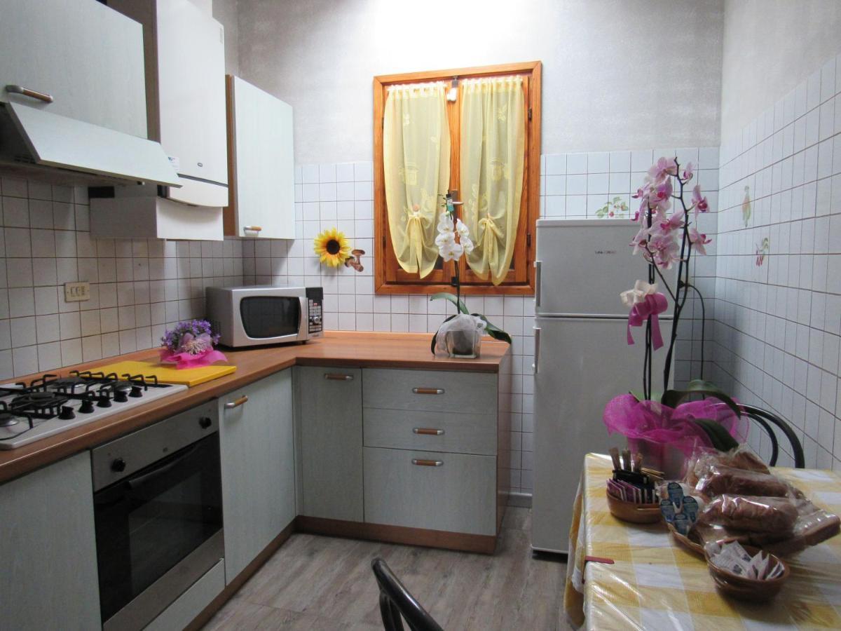 Emilia Apartment Agliano Terme Ngoại thất bức ảnh