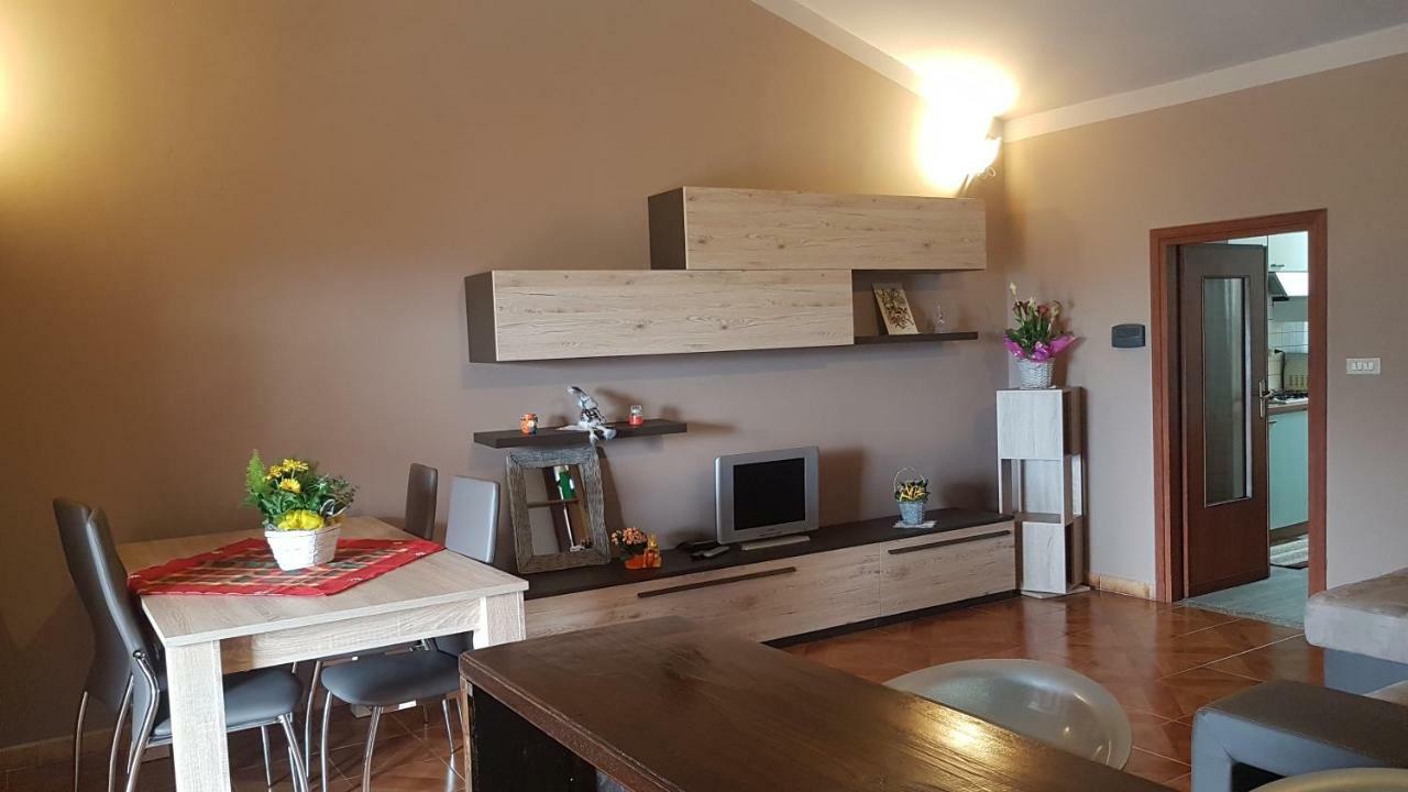 Emilia Apartment Agliano Terme Ngoại thất bức ảnh